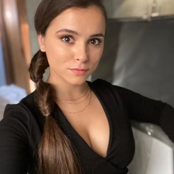 Голая Мила Сивацкая